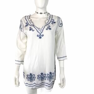 Nomadic Traders White & Blue Blouse Boho Embroidered Flowers Peasant Top